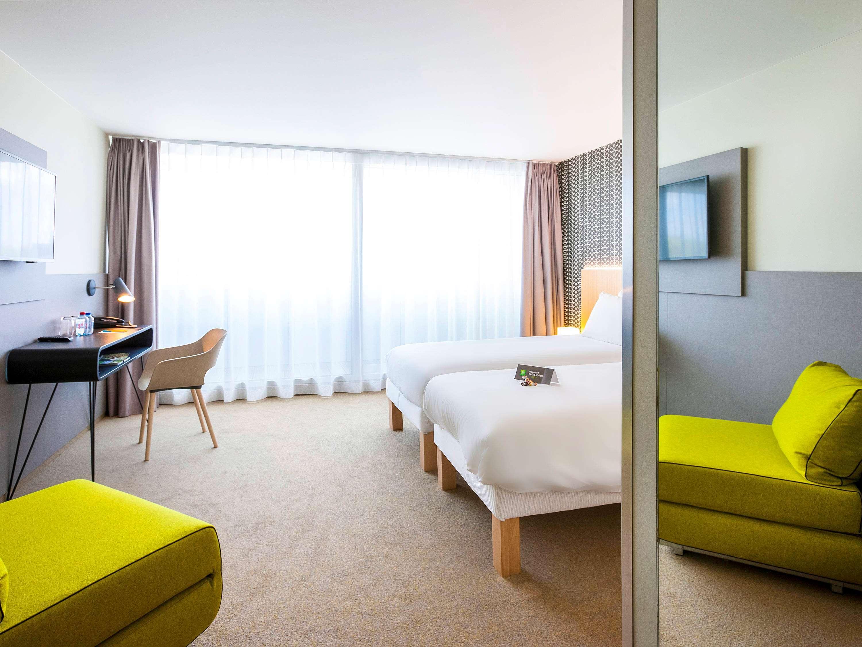 Ibis Styles Kortrijk Expo Hotel Luaran gambar